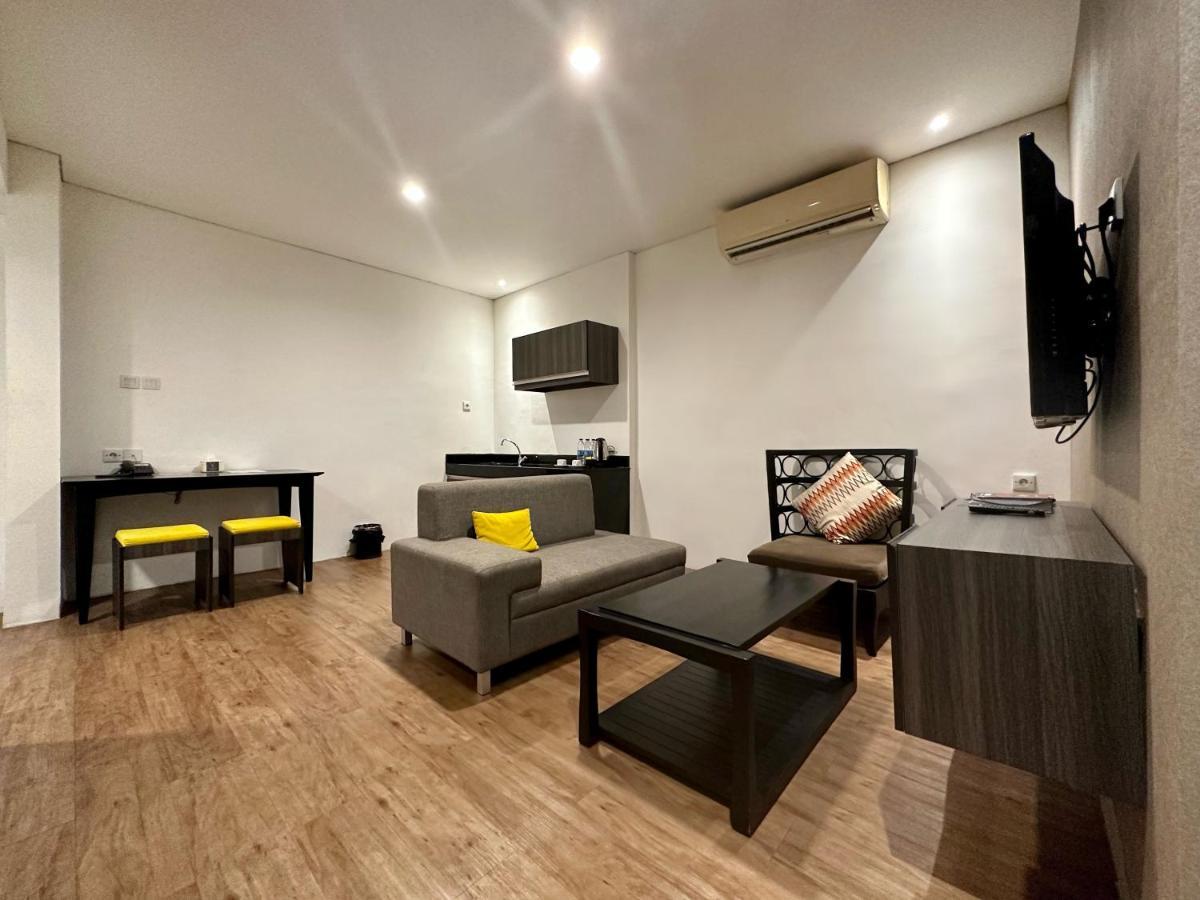 Yasmin Hotel Karawaci Tangerang Eksteriør billede