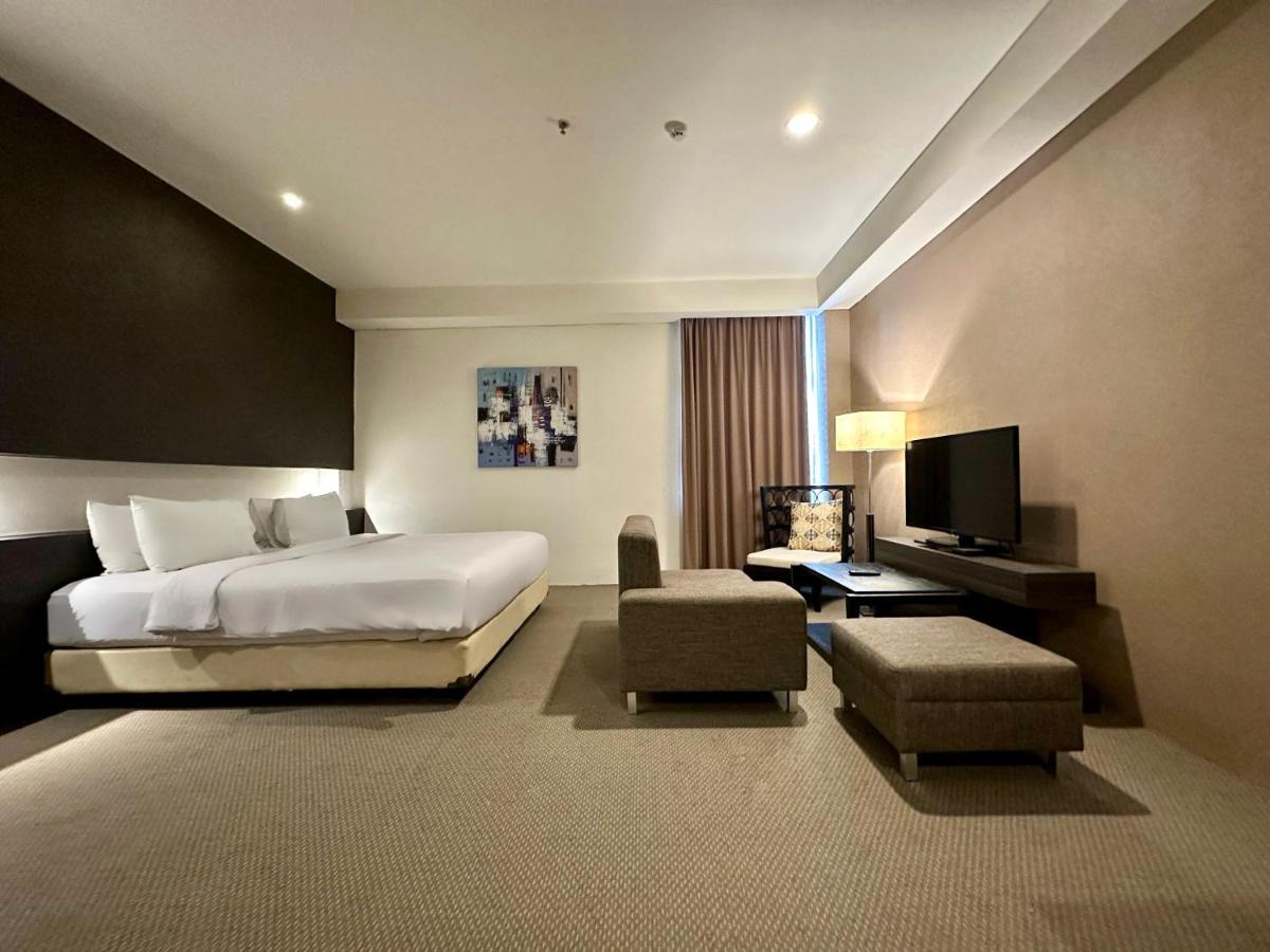 Yasmin Hotel Karawaci Tangerang Eksteriør billede