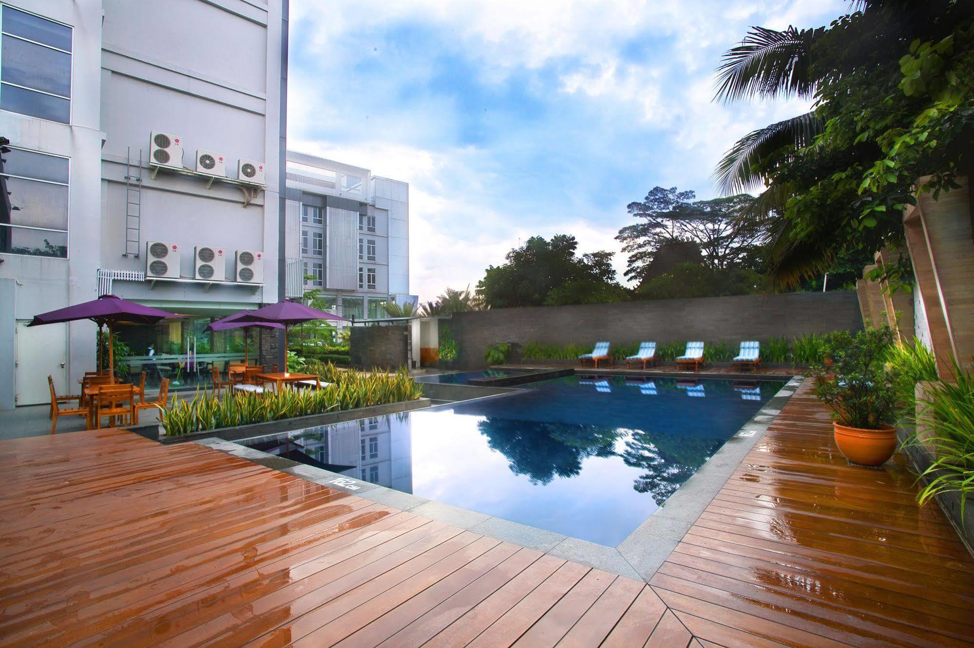 Yasmin Hotel Karawaci Tangerang Eksteriør billede
