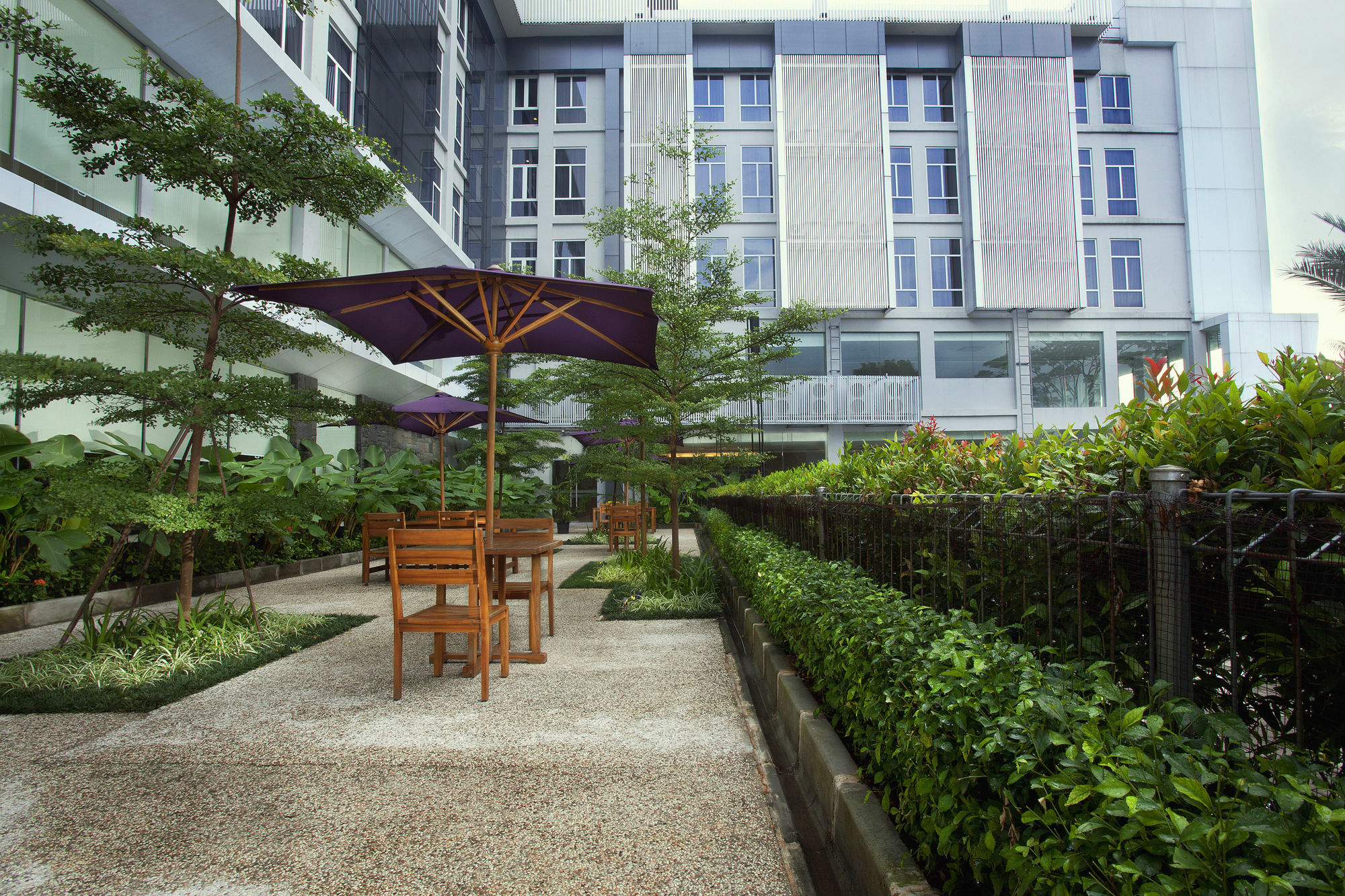 Yasmin Hotel Karawaci Tangerang Eksteriør billede